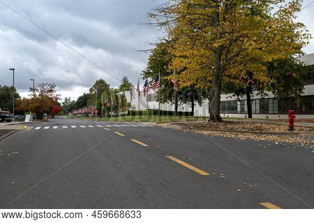 Yountville, Ca, Usa, October 23, 2021.   Vhc-yountville Street In The Autumn. Vhc-yountville Is The 