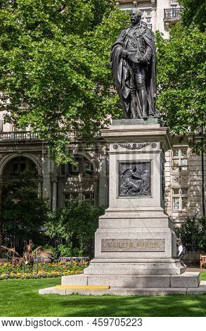 London, Uk - July 4, 2022: Whitehall Gardens.  Black Bromze Sir Henry Bartle Edward Frere Statue On 
