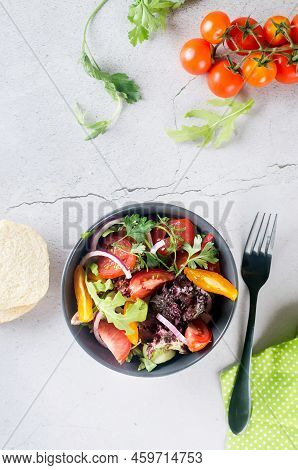 Healthy Vegetable Salad With Fresh Salad Leaves, Arugula, Cherry Tomato, Cucomber And Parsley In Pla