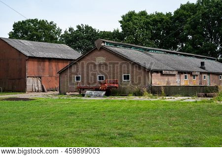 Stroe, Gelderland, The Netherlands, 07 12 2022 - Farm Houses And Staples At The Veluwe National Park