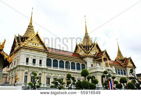 The Royal Grand Palace (wat Phra Kaew) In Bangkok, Thailand
