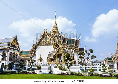 Phra Tinang Aporn Phimok Prasat Pavillion In The Grand Palace In Bangkok