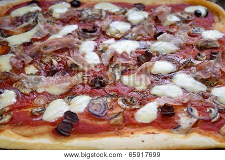 Pizza Capricciosa