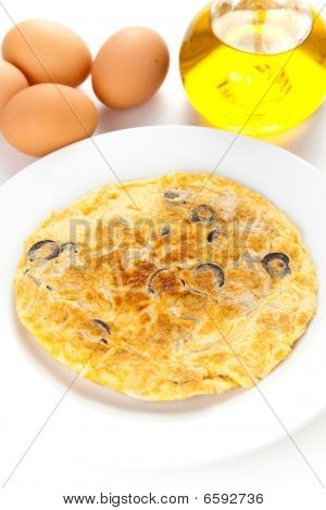 Grzyby oliwki i omlet z ziemniakami