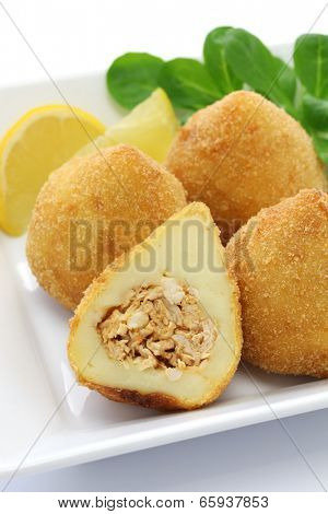 coxinha de frango, brazilian chicken croquette
