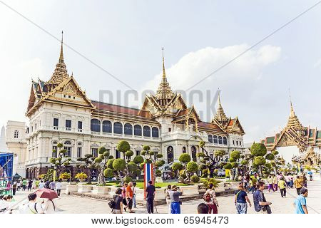 Chakri Maha Prasat In The Great Palace In Bangkok