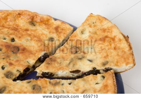 пирог с куском