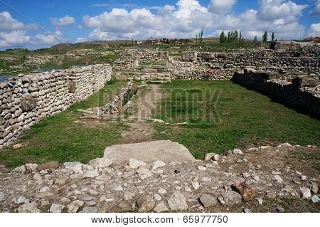 Aladja-hoyuk