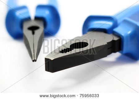 Pliers And Needlenose-pliers