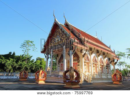 temple at wat chula jindaram