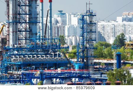 Oil Refinery