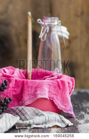 Clarification Tincture Chokeberry Through Fabric Gases