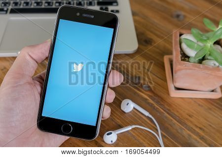 Chiangmai Thailand -jan 182017:iphone 6s Open Twitter App.twitter Is An Online Social Networking And