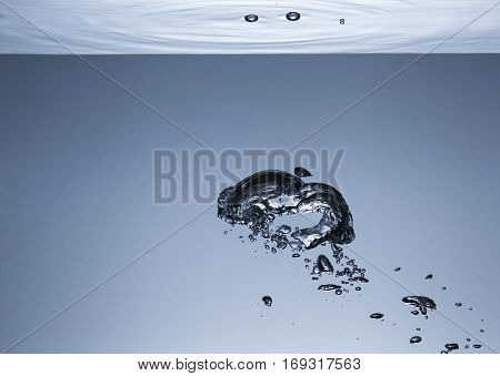 Air bubbles in water, similar to the liquid melal