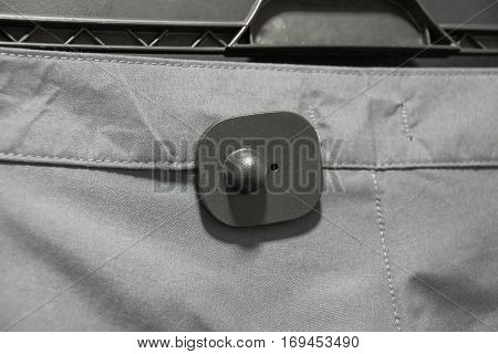 RFID hard tag for clothing - Shoplifting and anti-theft system - Electronic Article Surveillance system used with high-value goods