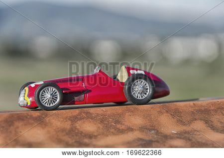 Luxury racing car of the Nuvolari era