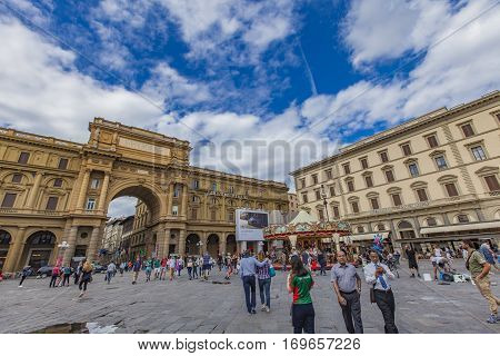 Piazza Della Repubblica In Florence