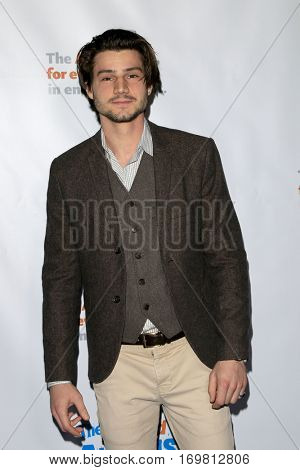 LOS ANGELES - DEC 6:  Kevin Fonteyn at the The Actors Fund's Looking Ahead Awards  at Taglyan Complex on December 6, 2016 in Los Angeles, CA