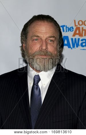 LOS ANGELES - DEC 6:  Darby Hinton at the The Actors Fund's Looking Ahead Awards  at Taglyan Complex on December 6, 2016 in Los Angeles, CA