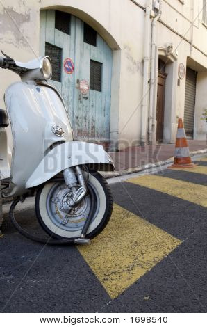 Scooter In strada