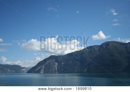 Fiordos noruegos