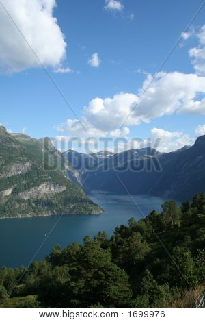 Fiordos noruegos