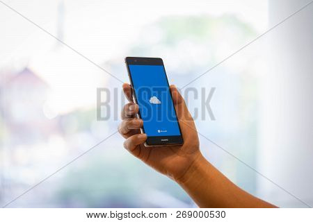 Chiang Mai, Thailand - Oct. 28,2018: Man Holding Huawei With Onedrive On Screen. Microsoft Onedrive 