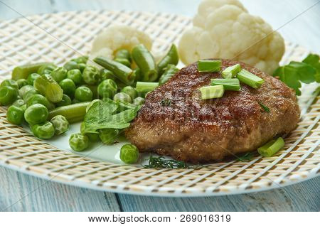 Karbonade Og Krebinet , Danish Cuisine , Close Up