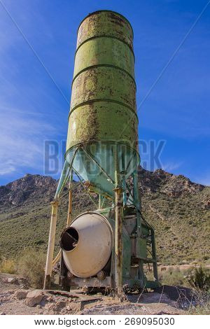 Industrial Concrete Mixer With Cement Silo, Concrete Mixer, Industrial Concrete Mixer, Large Concret