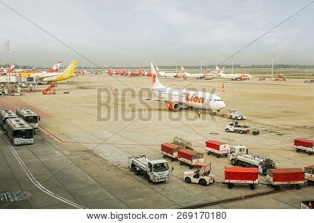 Bangkok, Thailand 11 February 2018 : Aircraft Pushbacks Tractor Dragging The Plane Of Thai Lion Air 