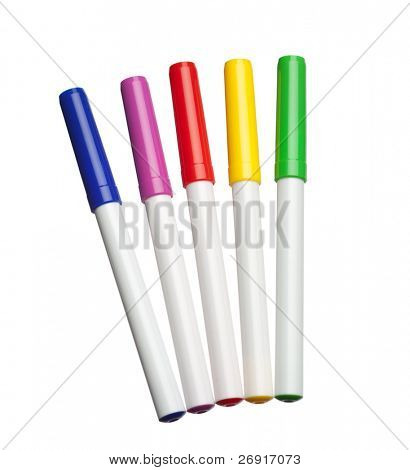 marqueurs multicolores isolés