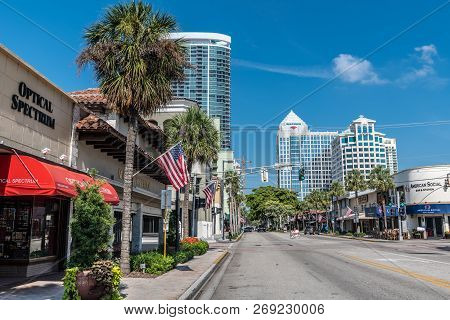 Fort Lauderdale, Florida - July 14 - A Street View Of Buildings And Retail Shops Along The Main Drag