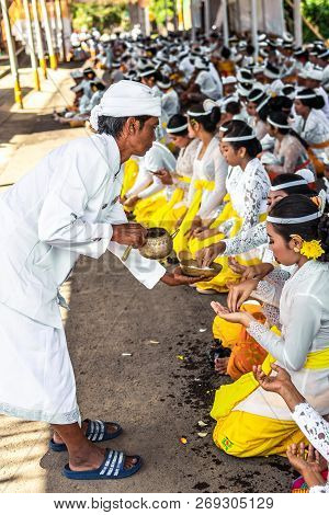 Bali, Indonesia - October 9, 2018: Holyman On A Traitional Balinese Hindu Ceremony In Ubud.