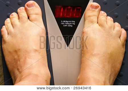 100 kg