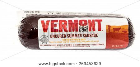 Winneconne, Wi - 8 November 2018: A Package Of Vermont Uncured Summer Sausage On An Isolated Backgro