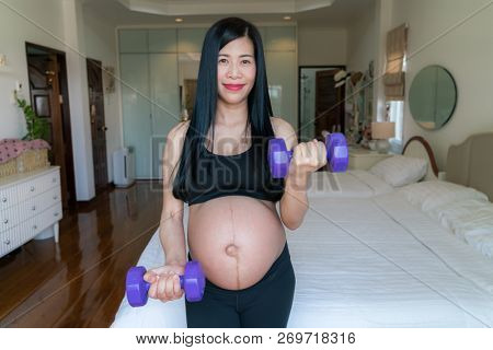 Pregnant Woman Naked Image & Photo (Free Trial) | Bigstock