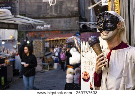 Naples , Italy December 2017: Traditional Neapolitan Theater Mask Pulcinella In The Famous Street Fo