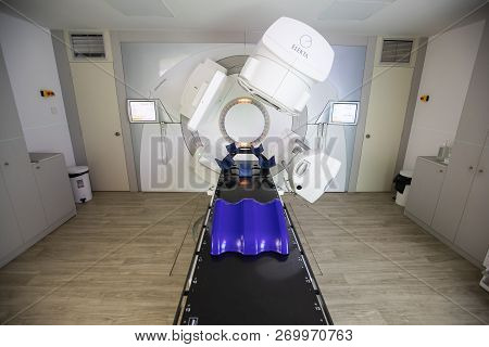 Linear Accelerator Technology Imrt, Igrt, Vmat