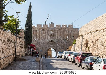 Jerusalem, Israel, November 17, 2018 : Derech Shaar Haarayot Street Leading To Lions Gate In Jerusal