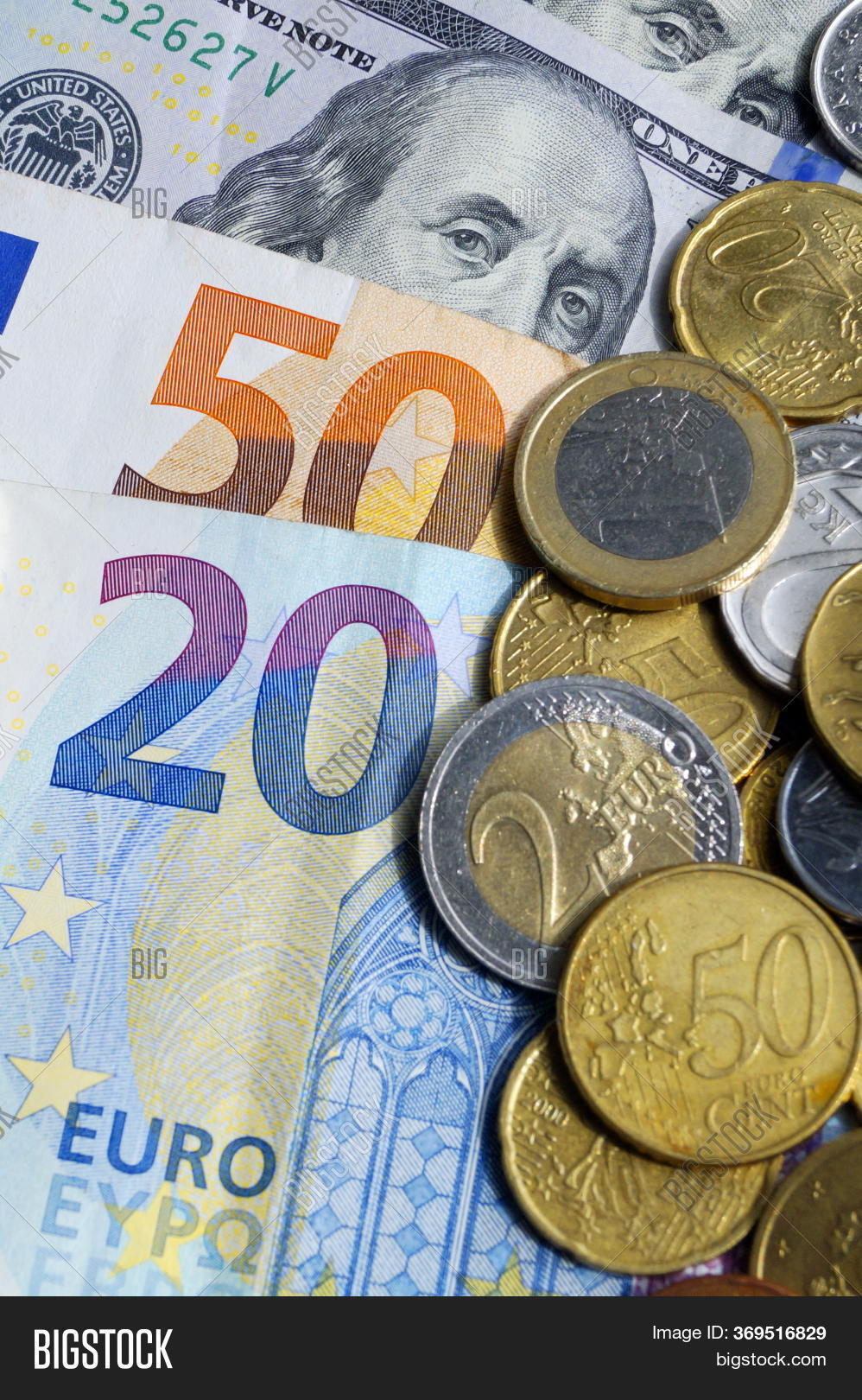 Currency 图片和照片（免费试用） | Bigstock