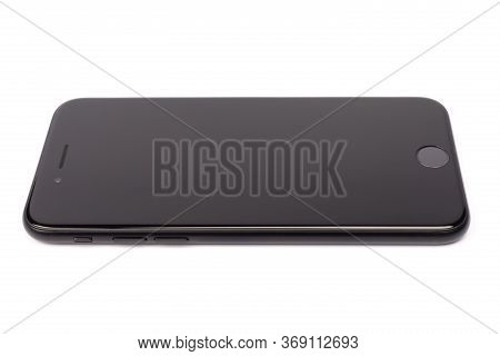 Design Of The New Iphone Se 2020 From Apple