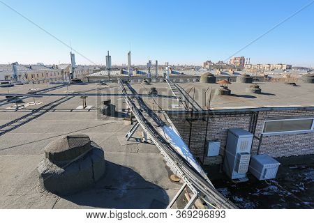 Russia, Saint-petersburg - April 30, 2018: Metal Ladder Trays With Power, Data, Optic And Ground Cab