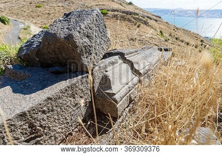 Remains Of Columns In Ruins Of The Greek - Roman City Of The 3rd Century Bc - The 8th Century Ad Hip