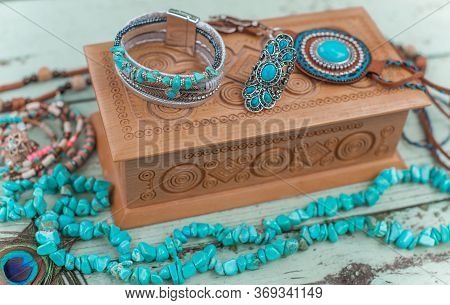 Boho Natural Accessorize. Women\'s Bohemian Fashionable Details