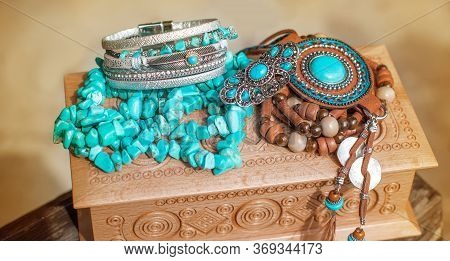 Boho natural accessorize. Women's Bohemian fashionable details