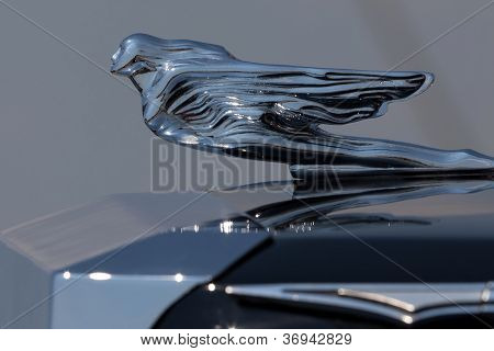 1941 Cadillac Fleetwood zestig speciale Hood Ornament
