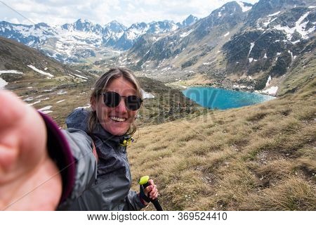 Ordino, Andorra : 2020 May 29 : Young Woman In The Beautiful View Hiking In The Andorra Pyrenees Mou