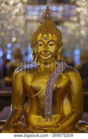 Uthai Thani Province, Thailand - August, 2016: Golden Buddha Statue At Cathedral Glass, Wat Tha Sung