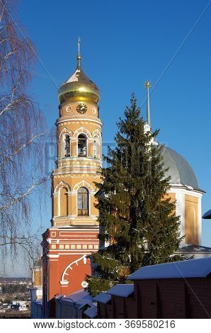 Village Novyy Byt, Chekhov District, Russia - November, 2018: The Monastery Of The Ascension Of Davi