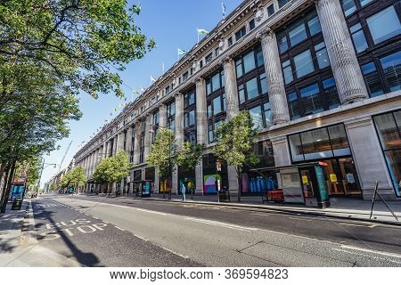 London / Uk - 05/23/2020: London's Busy Area, Popular Destination Empty As People Self Isolate Durin